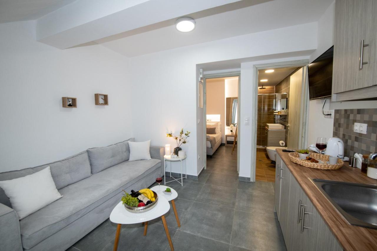 Sofia'S Apartment Kamári Eksteriør billede